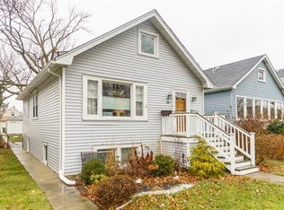 1041 Lathrop Ave, Forest Park, IL 60130