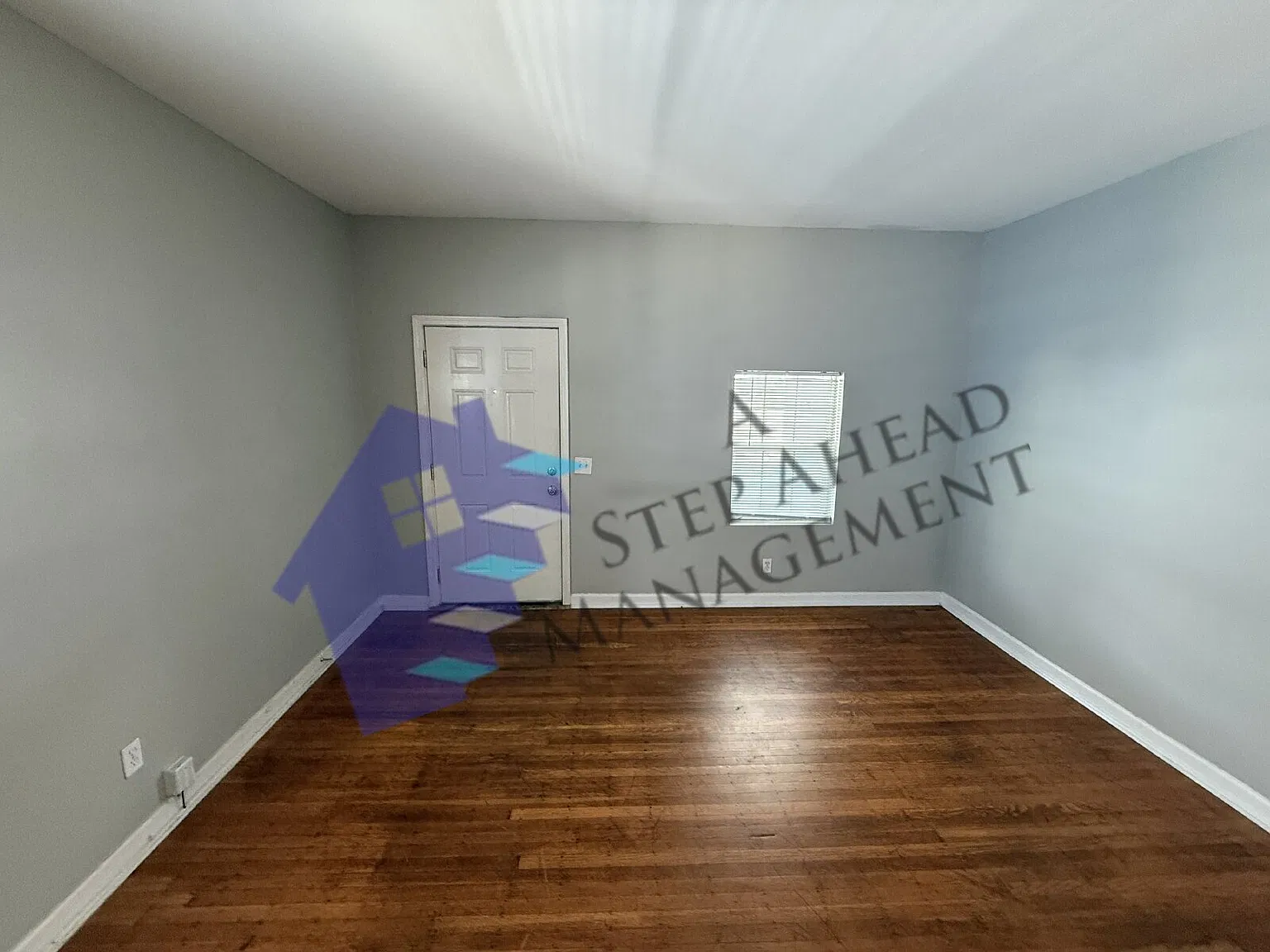 3004 North Delaware Street — Photo 2
