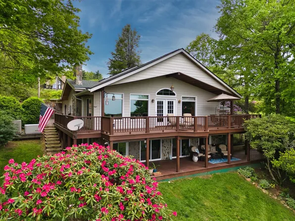 536 Mountain View Dr, Fancy Gap, VA 24328