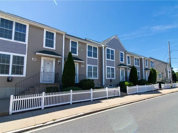 151 S Bend St, Pawtucket, RI 02860