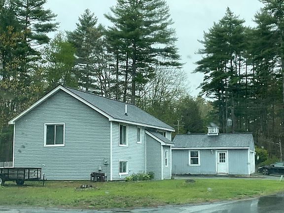 3rd image of 22 Burt St
