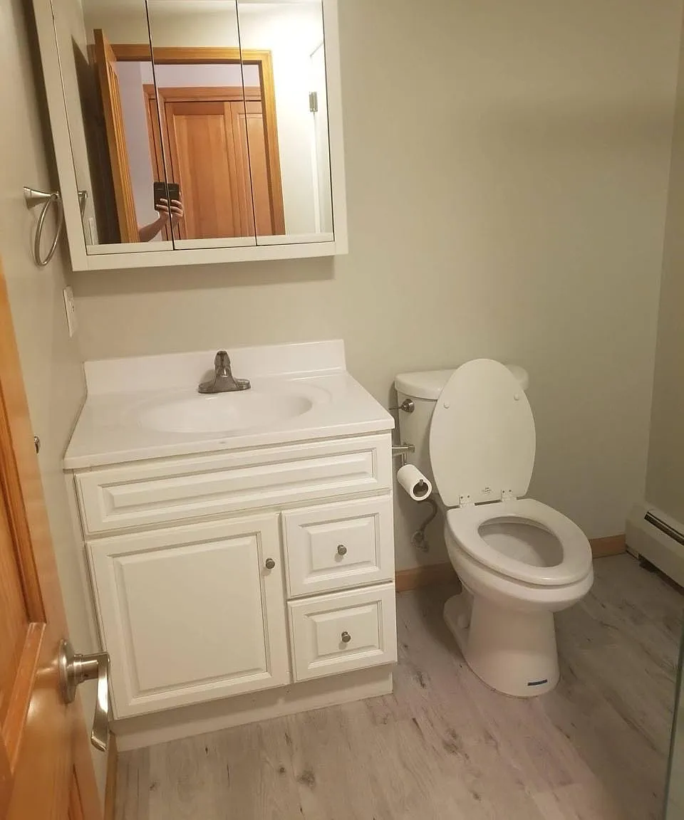 1 bed, 700 sqft, $1,700 — Photo 3