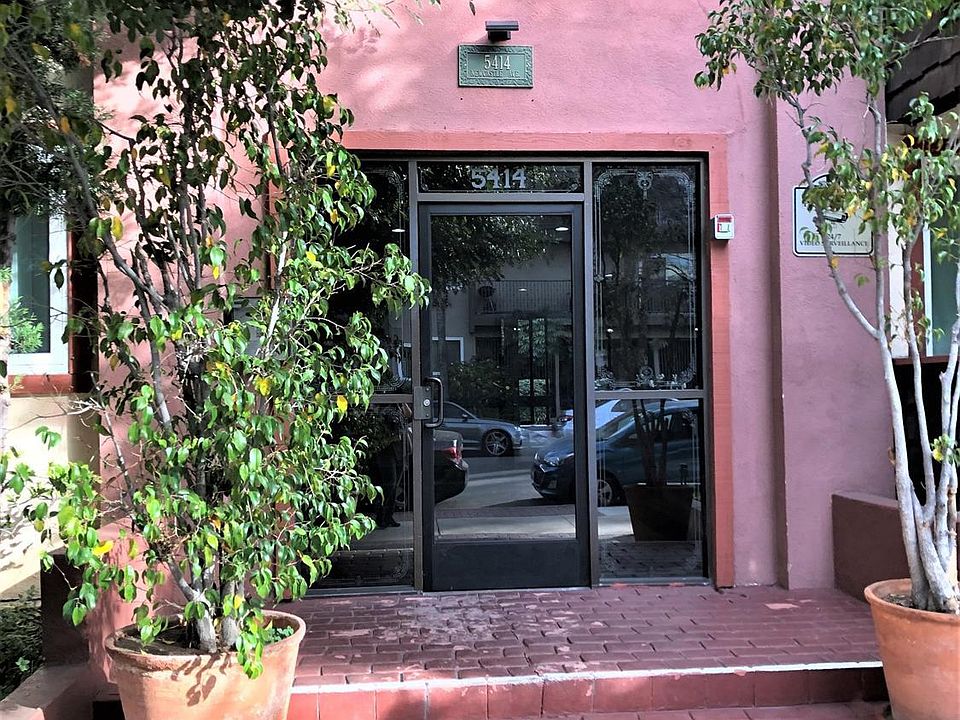 1st image of 5414 Newcastle Ave APT 70