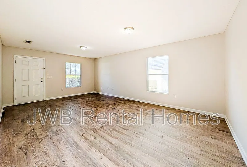 Westside — Photo 3