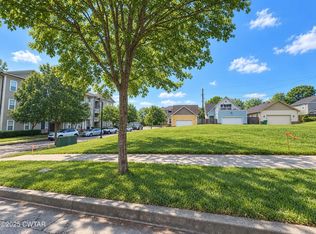 155 Union Ave, Jackson, TN 38301