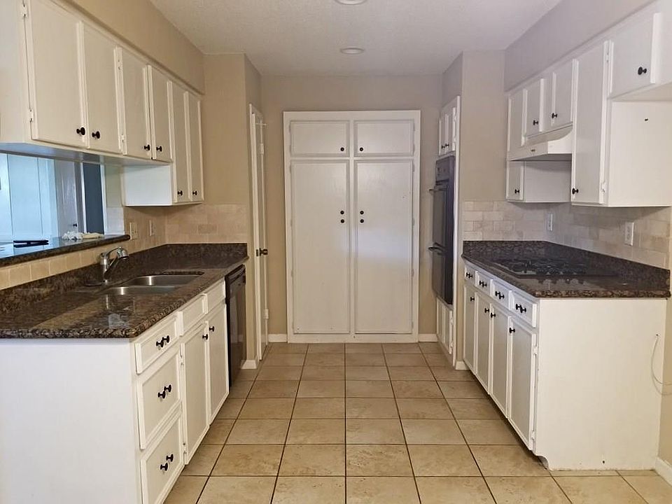 2nd image of 7015 Trail Valley Way