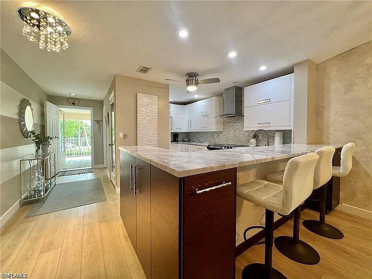 1120 Sarah Jean Cir #B-205 — Photo 19