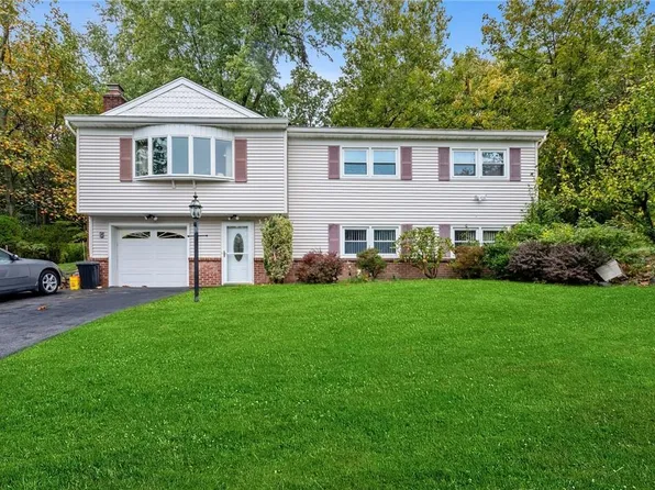 91 Margaret Keahon Drive, Pearl River, NY 10965