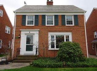 3830 Faversham Rd, University Heights, OH 44118