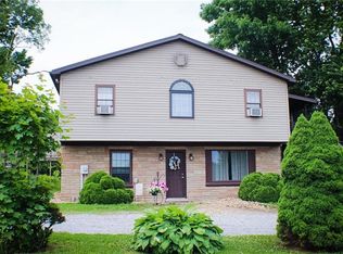 235 Center Church Rd, Grove City, PA 16127