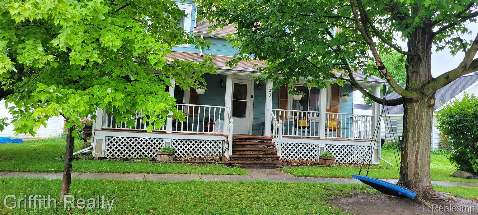 120 S Hibbard St photo 1