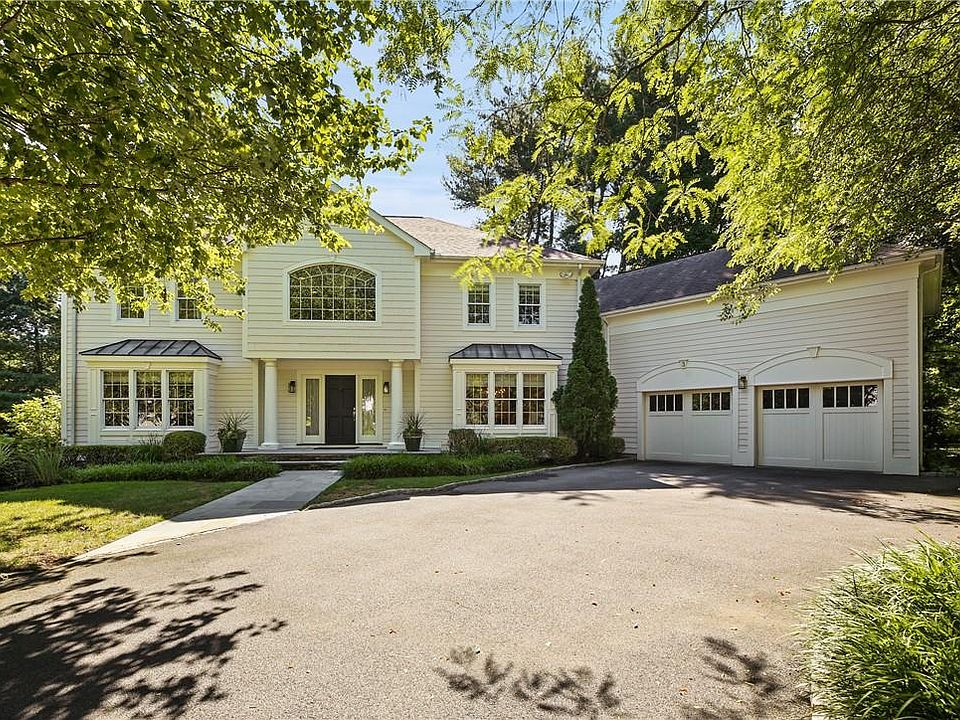 1st image of 3 Hillandale Close