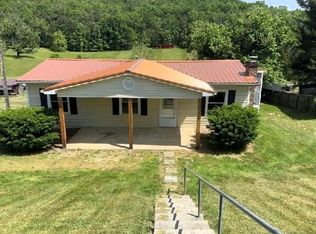 756 Borden Grant Trl, Buena Vista, VA 24416