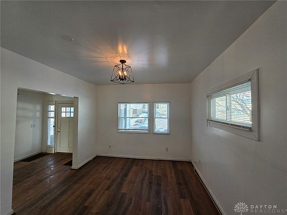 5th image of 908 Ferndale Ave