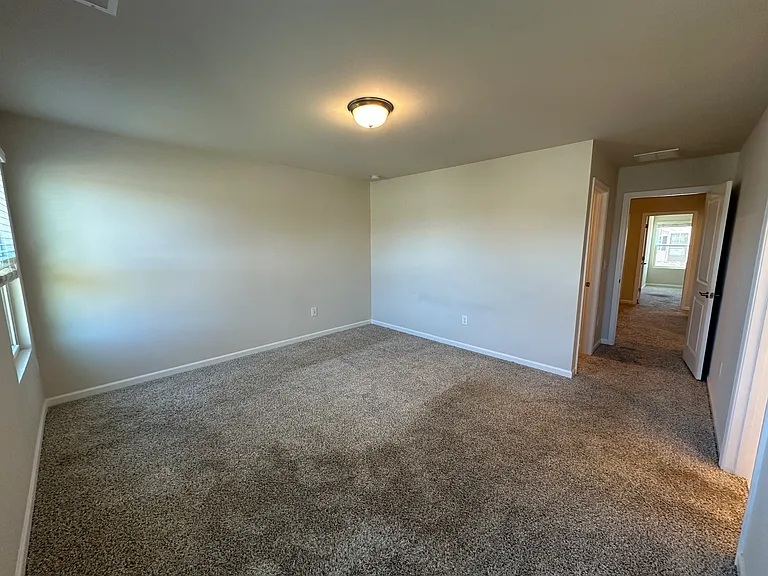 919 Field Ivy Dr — Photo 8