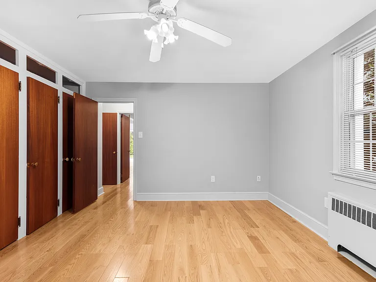 421 Lafayette St — Photo 8