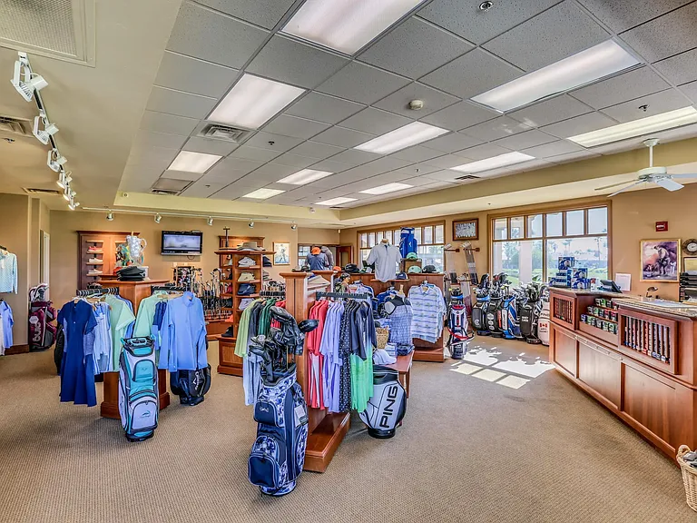 Heritage Palms golf shop