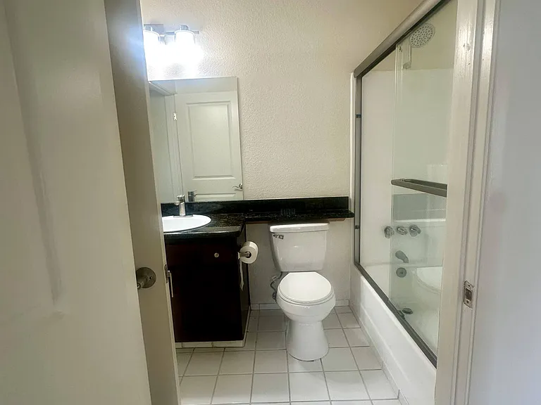 Terrace Trousdale Apartments — Photo 52