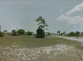 429 NE 16th Pl, Cape Coral, FL 33909