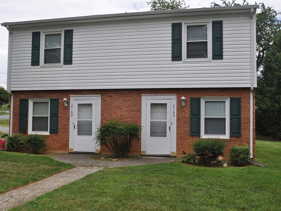 1st image of 2160 Bainbridge Dr