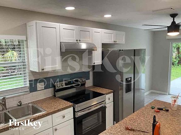 4th image of 1724 36th St