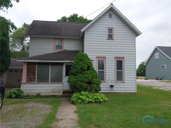 623 N Main St, Hicksville, OH 43526