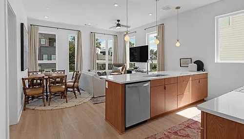 1310 Lischey Ave Photo 1