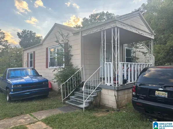 5712 Quincy Ct, Birmingham, AL 35208