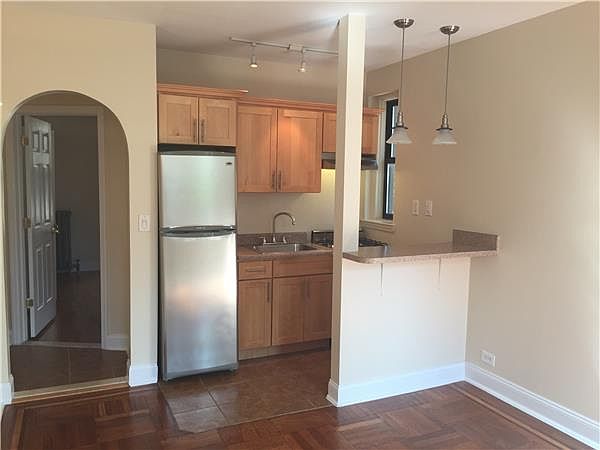 2nd image of 141 W 139th St APT C32