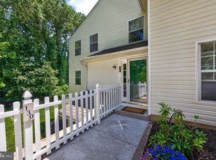 130 Deerfield Ct #130, Glen Mills, PA 19342