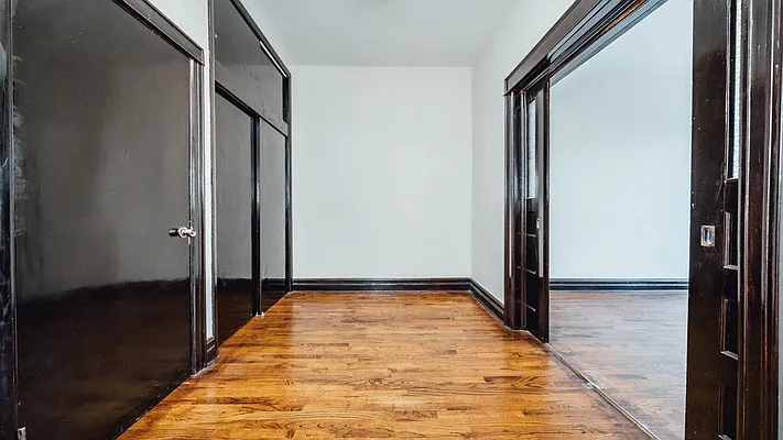 Rented by Nooklyn NYC LLC | media 18