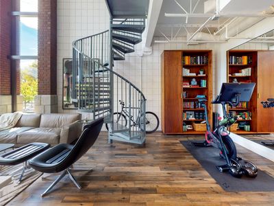 360 W Broadway #213, Salt Lake City, UT, 84101