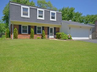 1804 Sutton Ln, Schaumburg, IL 60194