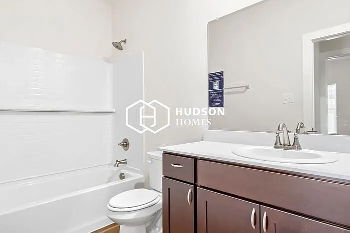 2813 Woodbrook Dr — Photo 10
