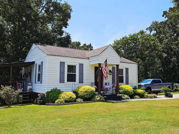 315 Oak St, Russellville, AL 35653