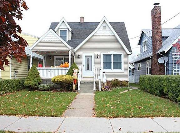 2nd image of 2482 Michigan Ave