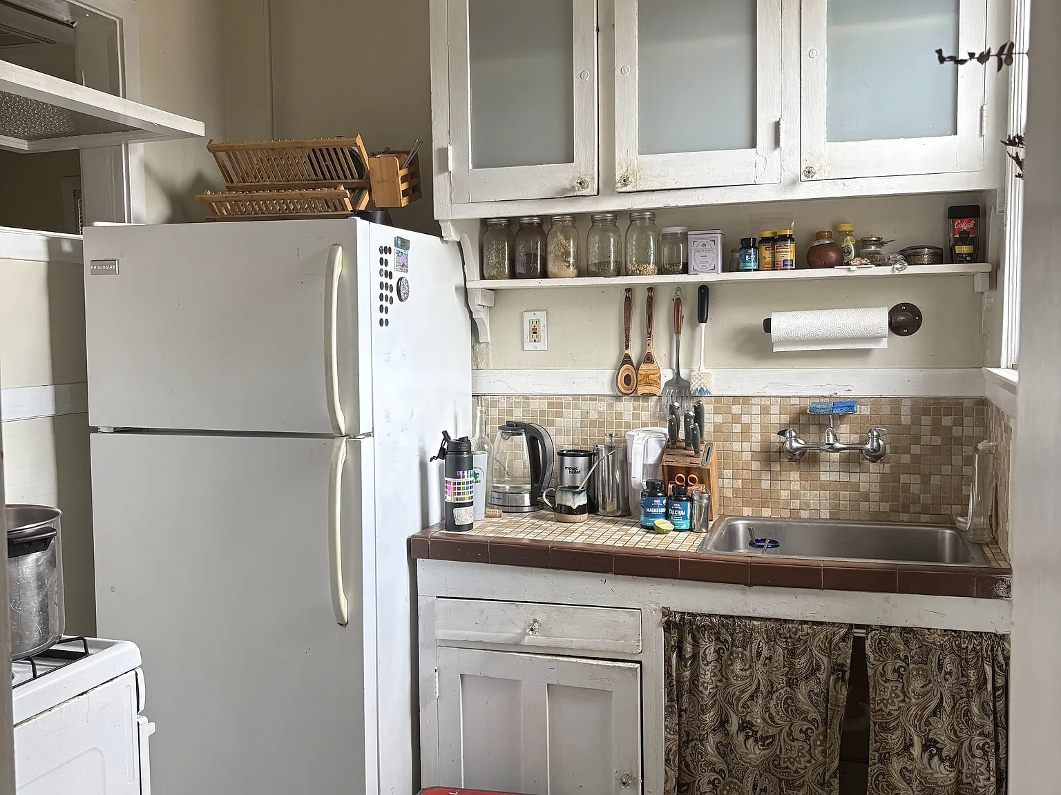 1 bed, 1000 sqft, $1,250 — Photo 4