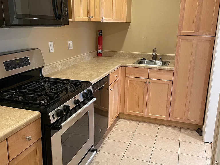 4338 N Avenida Prado — Photo 25