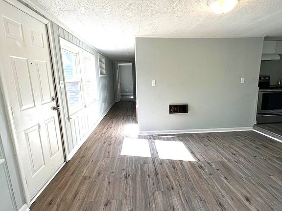 2nd image of 11542 Somerset Ave #7