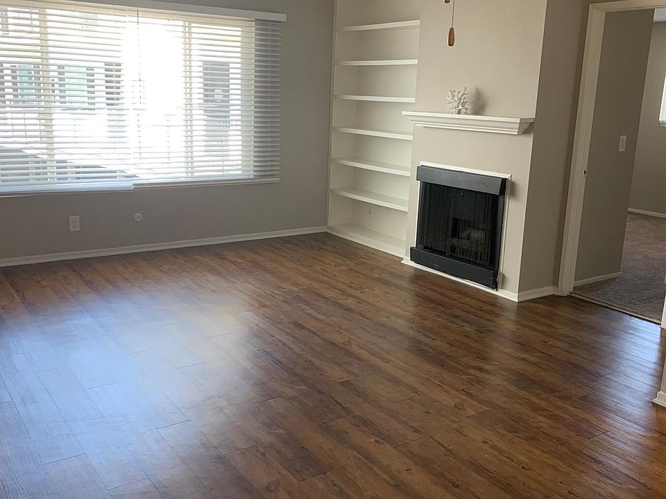 1st image of 1409 Superior Ave #9