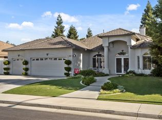 4307 Rock Lake Dr, Bakersfield, CA 93313