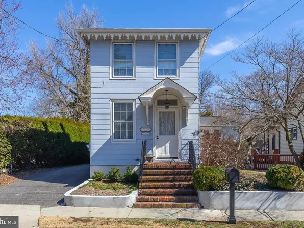 37 N Main St, Mullica Hill, NJ 08062