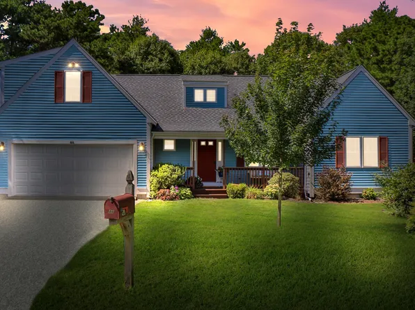 44 Pinewood Drive, East Falmouth, MA 02536