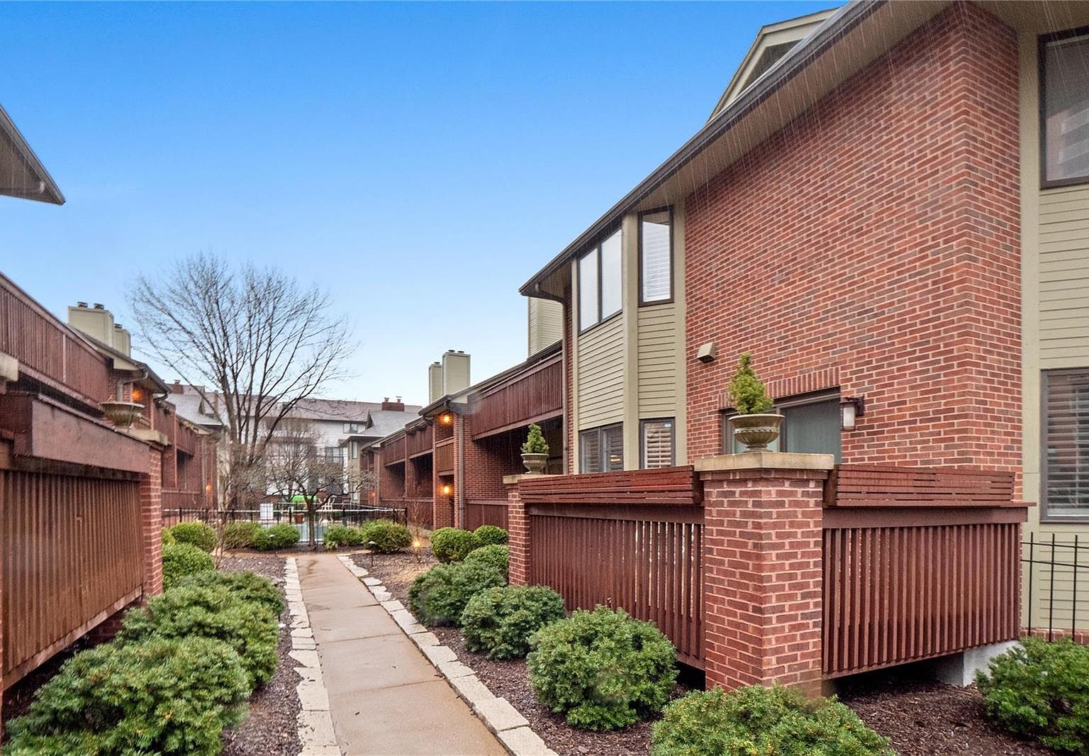4453 W Pine Blvd APT 5, Saint Louis, MO 63108 Zillow