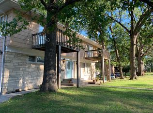 1420 Sierra Dr NE #B, Cedar Rapids, IA 52402