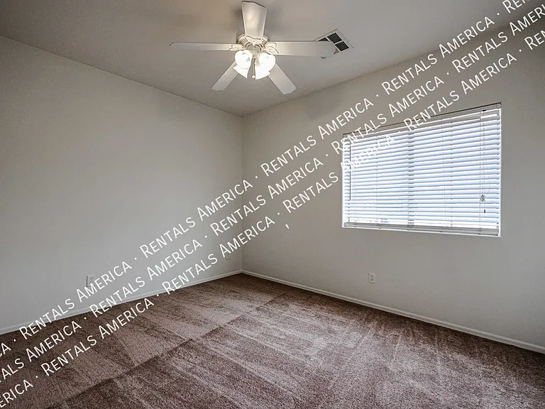 3481 E Vernon St — Photo 38