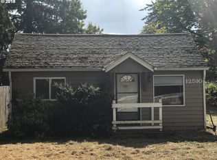 12510 SE Schiller St, Portland, OR 97236