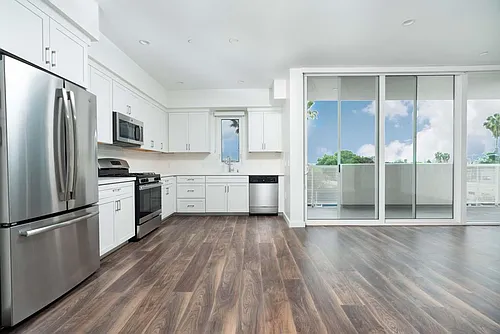 The Lucky Apartments Photo 1