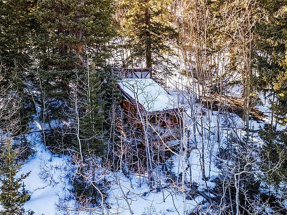 2nd image of 944 Roberts Road