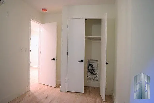 Rented by Skyline Group Real Estate | media 61